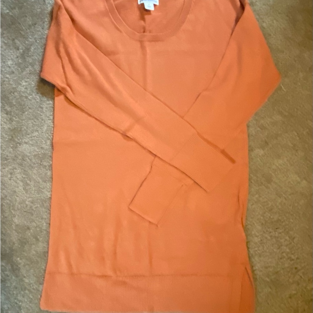 Women’s Extra Small Amazon Essentials, Casual Pull Over Caramel Sweater